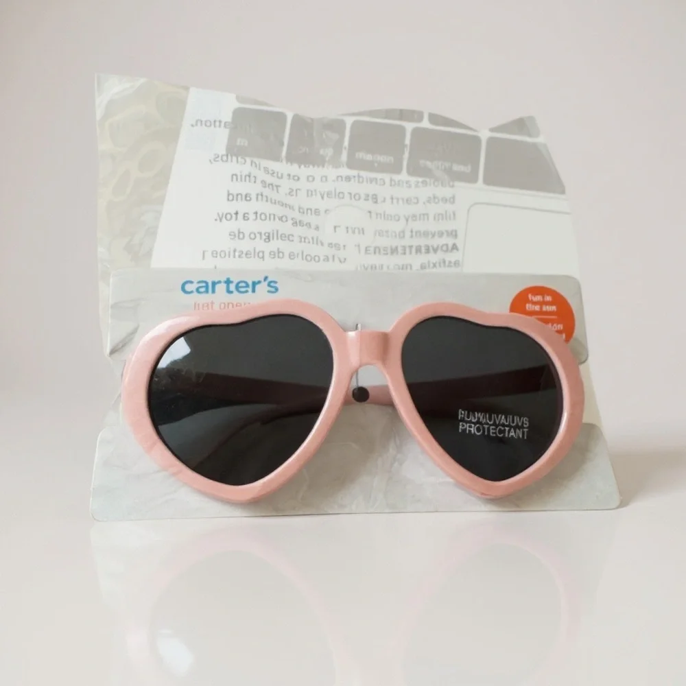 Carters Kids Pink Heart Sunglasses 100 UVA UVB Protection NWT 3/$15 ✨